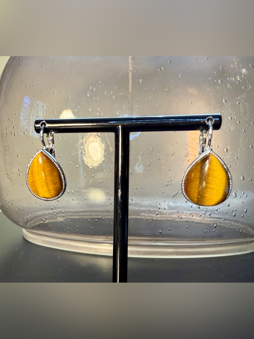 Rare Vintage Lia Sophia Tiger’s Eye Teardrop Silver Tone Drop Earrings